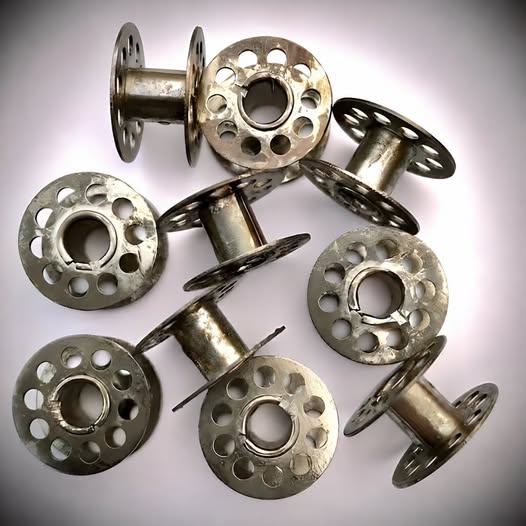 Woman Discovers Strange Metal Objects in Her Grandmother's Sewing Kit, and the Internet Reveals Their Unexpected Purpose